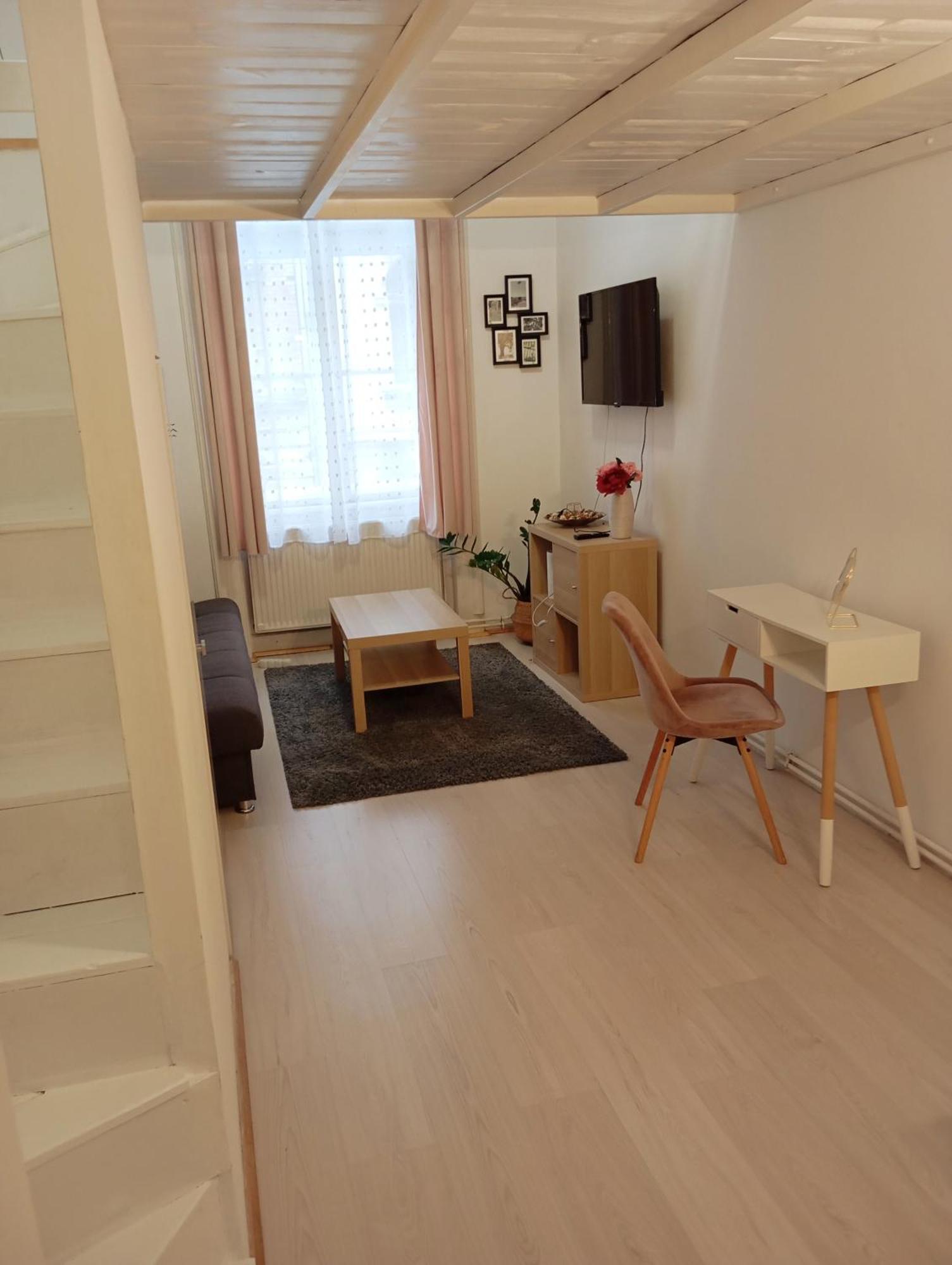 Cozy Studio In Central Budapest Near Ruined Bars Экстерьер фото